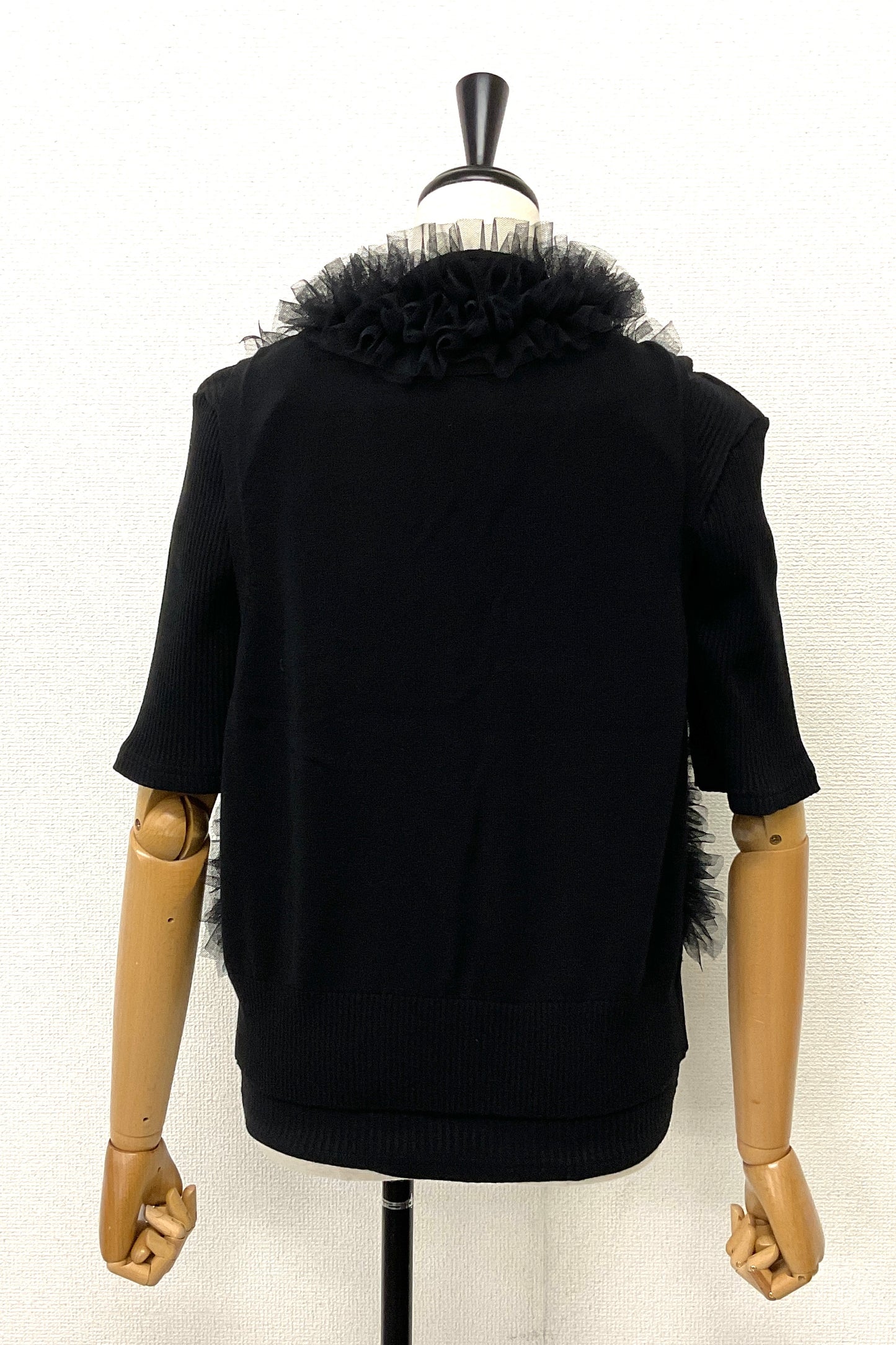 〈30%OFF〉チュールフリルニットベスト