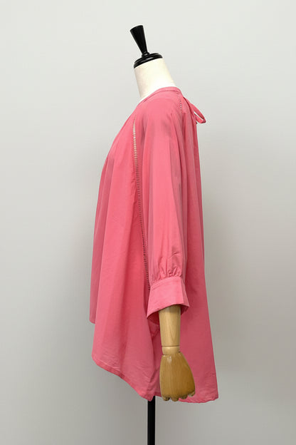 〈10%OFF〉ハシゴレースブラウス