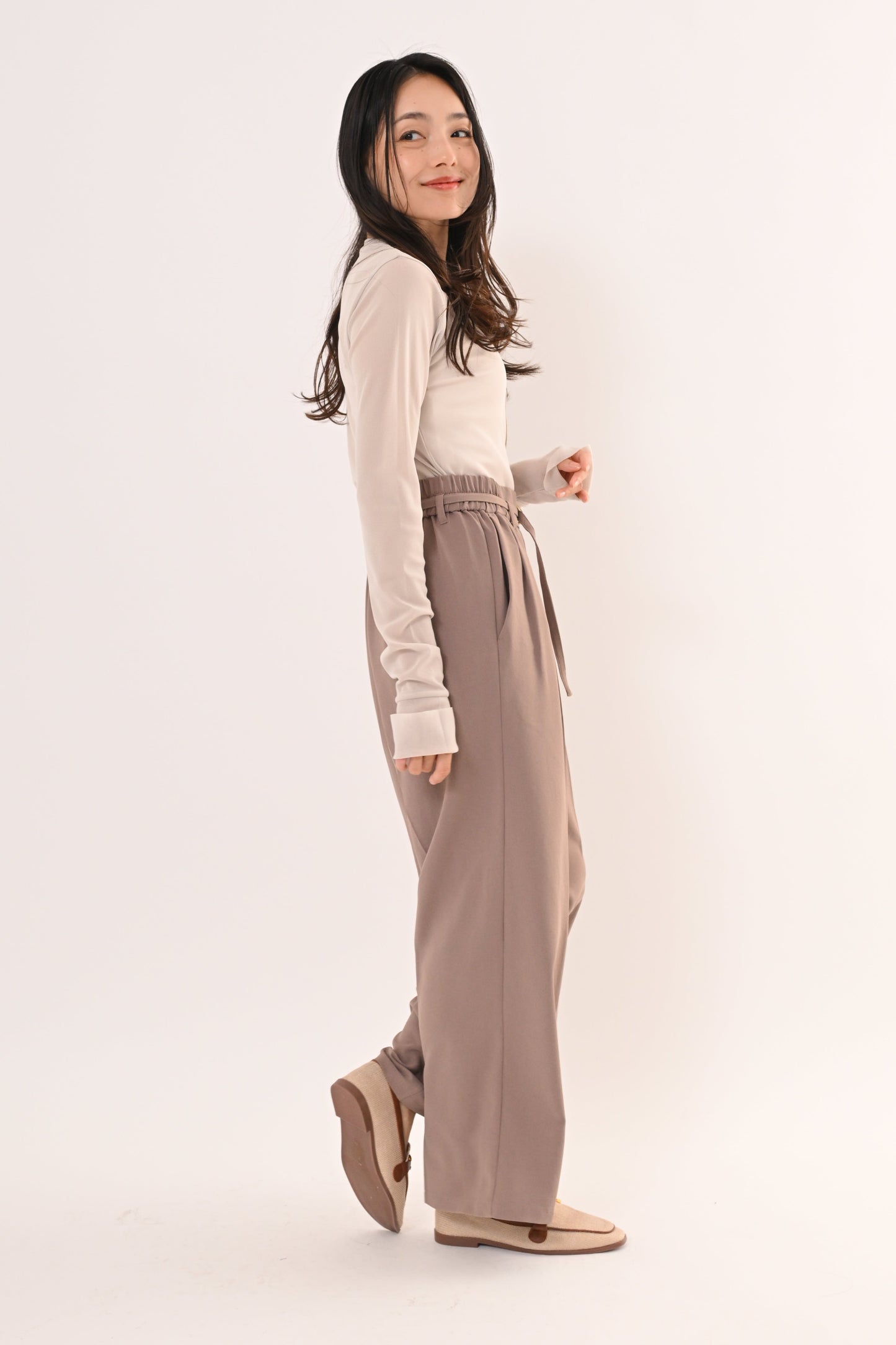 ［ＮＥＷ］ストレッチワイドパンツ