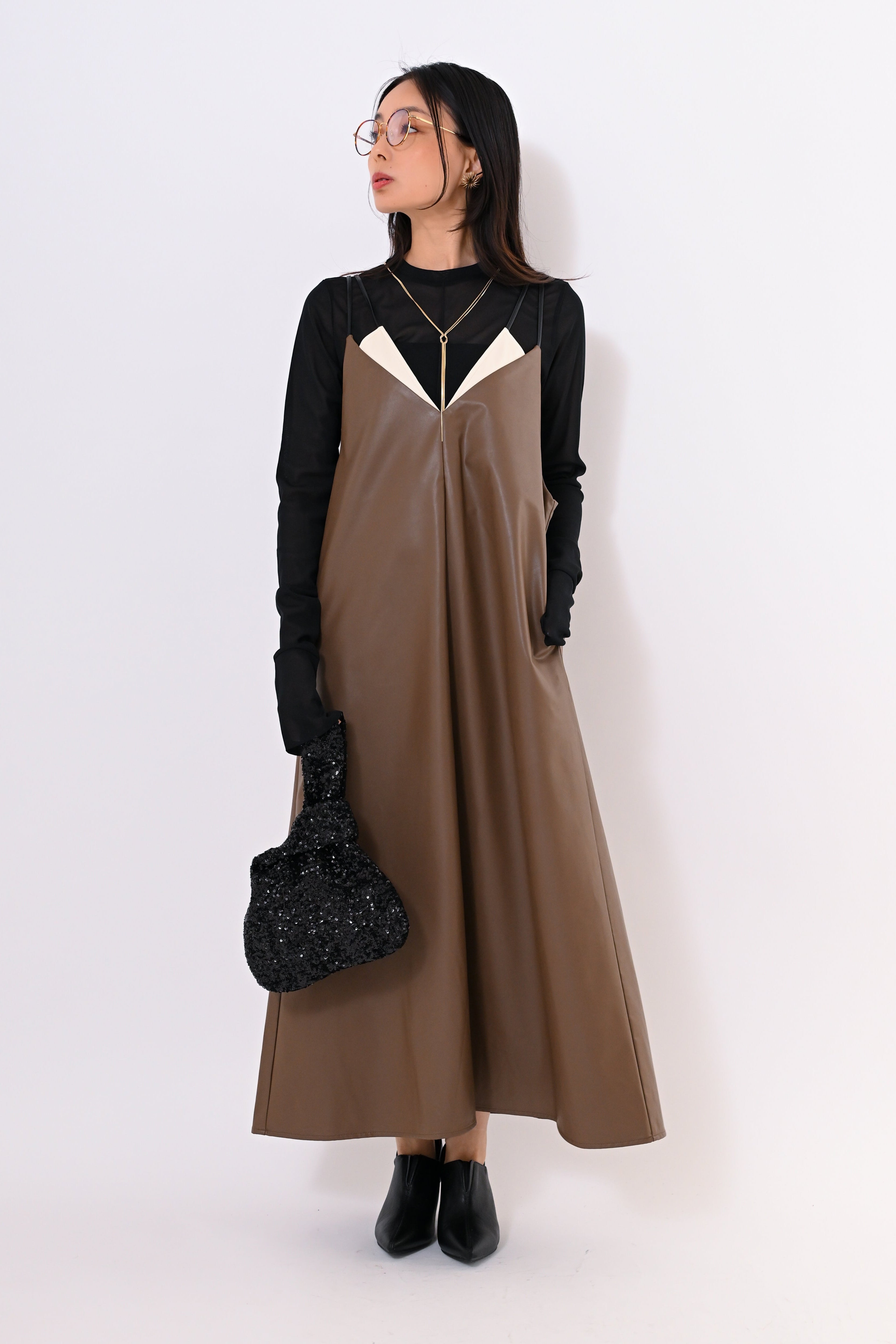 フェイクレザーキャミワンピース｜トップス・ニット／セーター