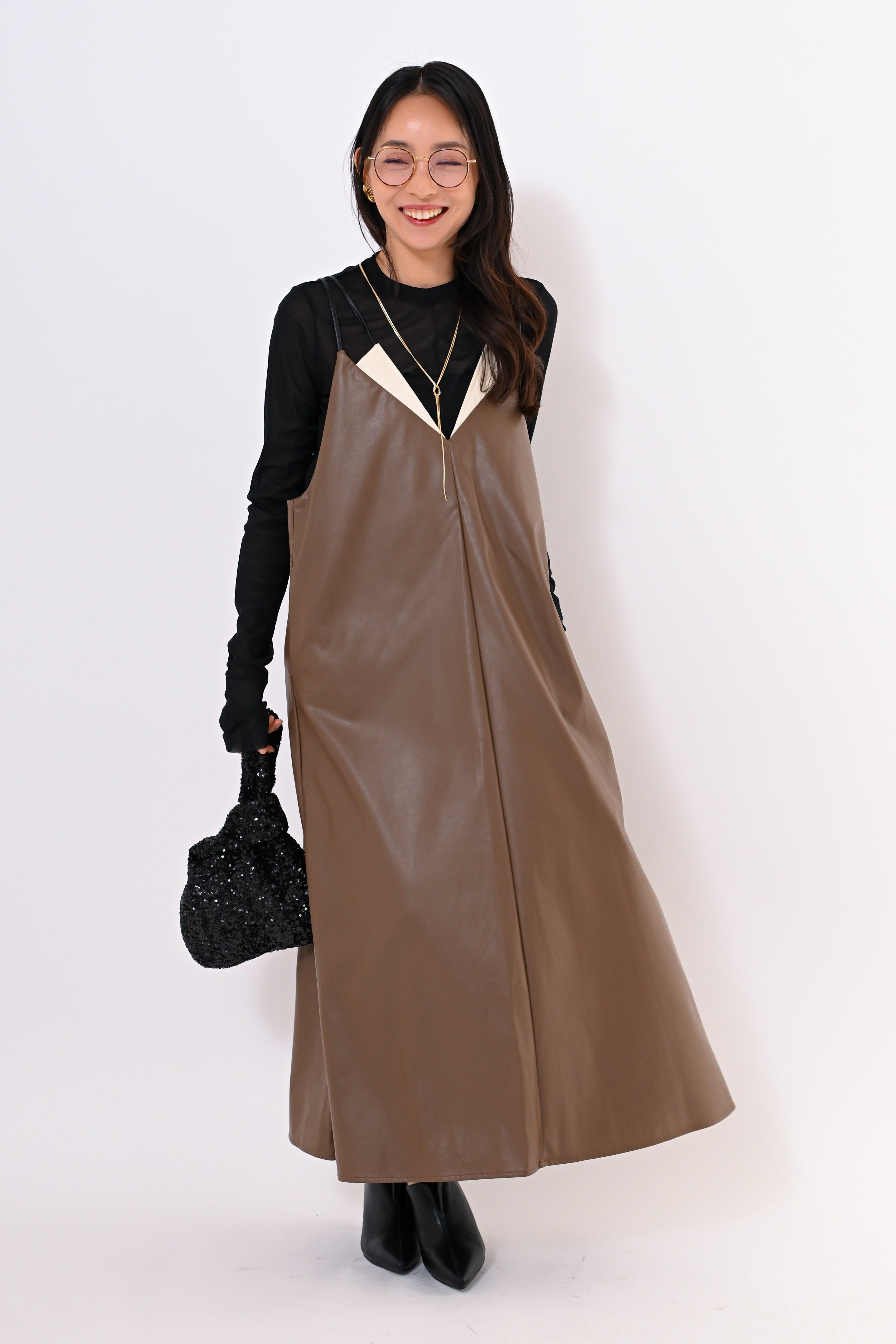 FETICO フェイクレザーキャミワンピース セール】 フェイクレザーキャミワンピース（ブラック/ベージュ