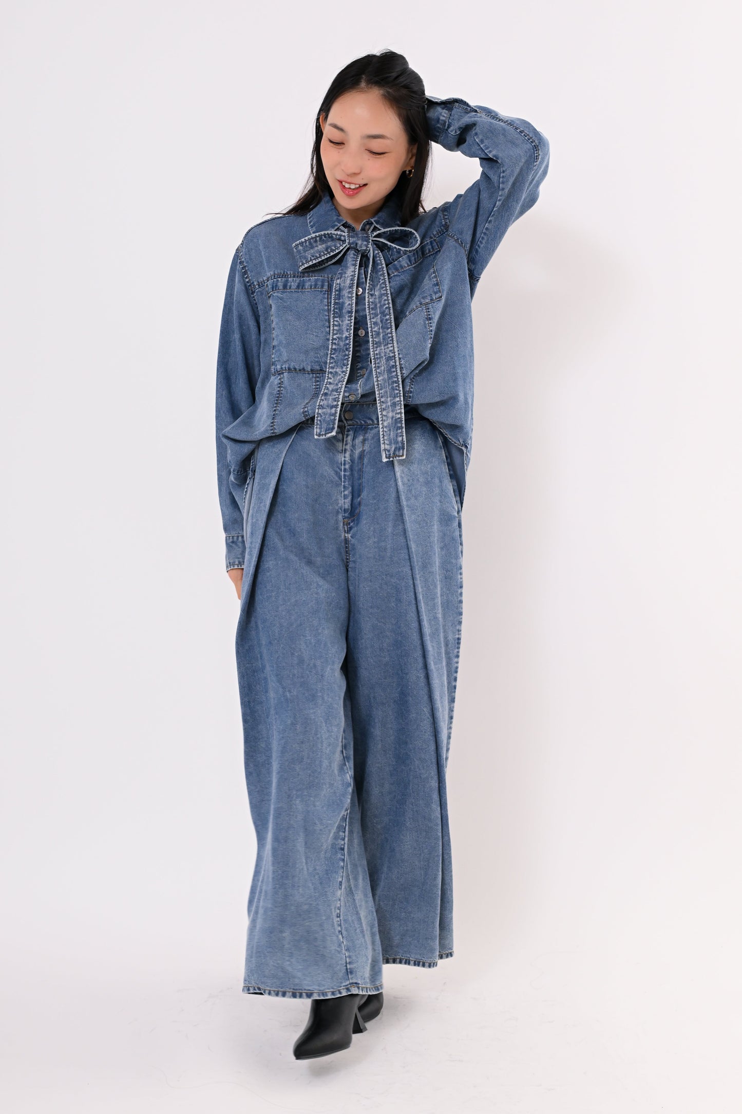 テンセルデニムワイドタックパンツ