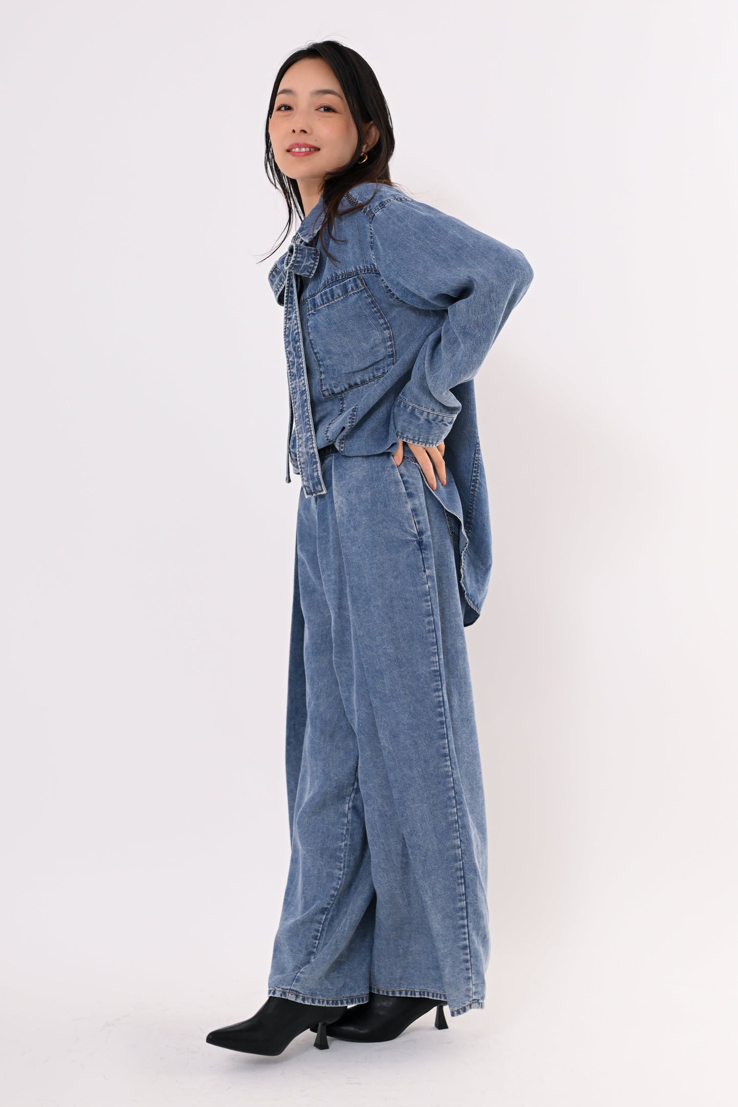 テンセルデニムワイドタックパンツ