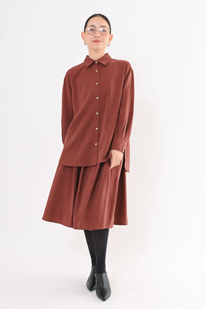 バックタックシャツ