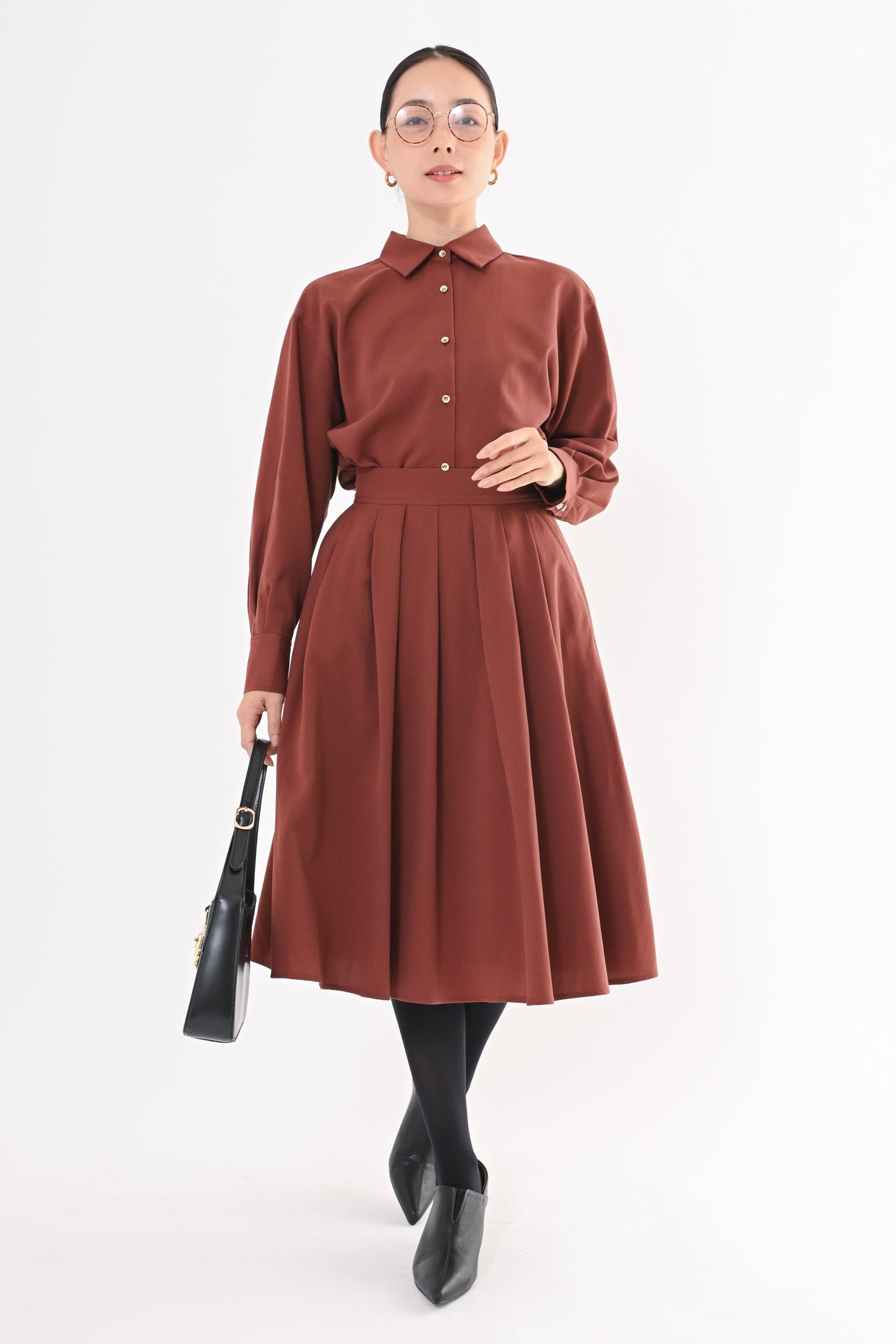 タックミディフレアスカート