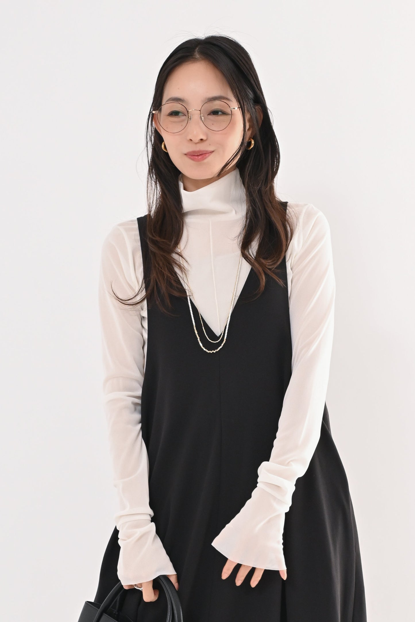 メッシュハイネックプルオーバー