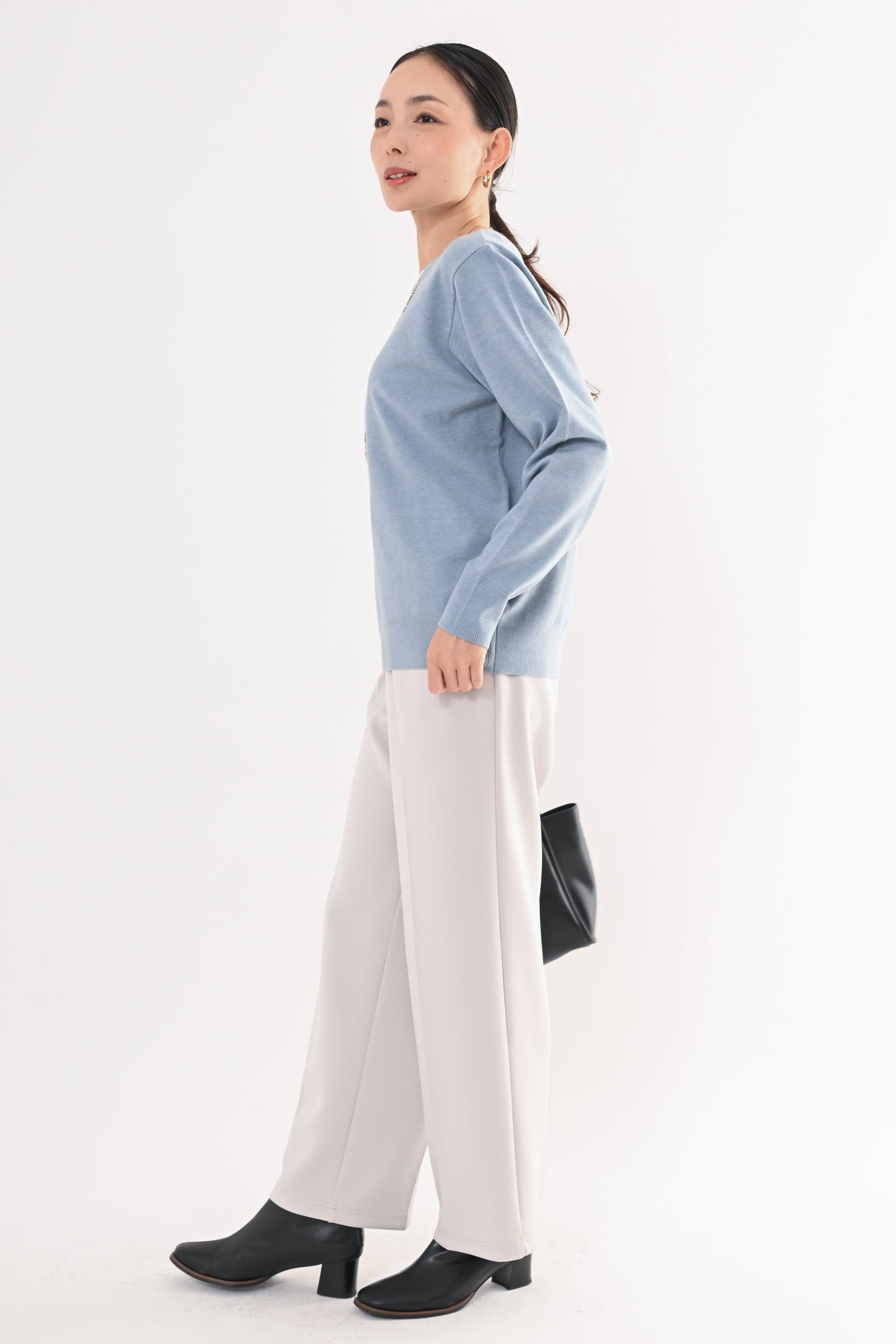 ［ＮＥＷ］ストレッチVネックニット