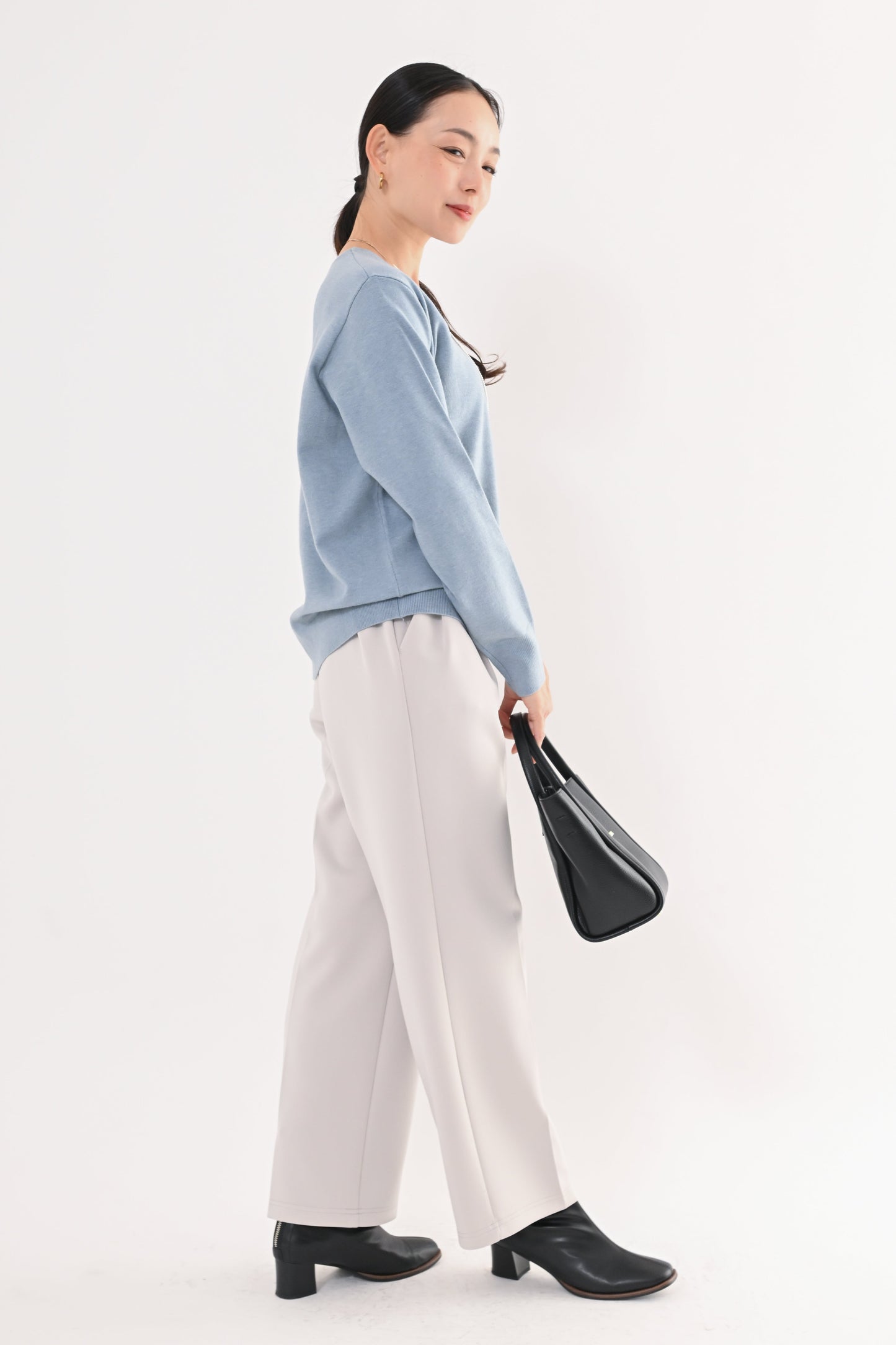 ダンボールセミワイドパンツ