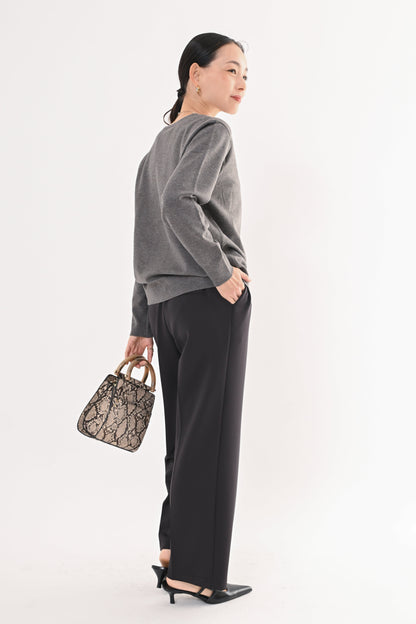 ［ＮＥＷ］ストレッチVネックニット