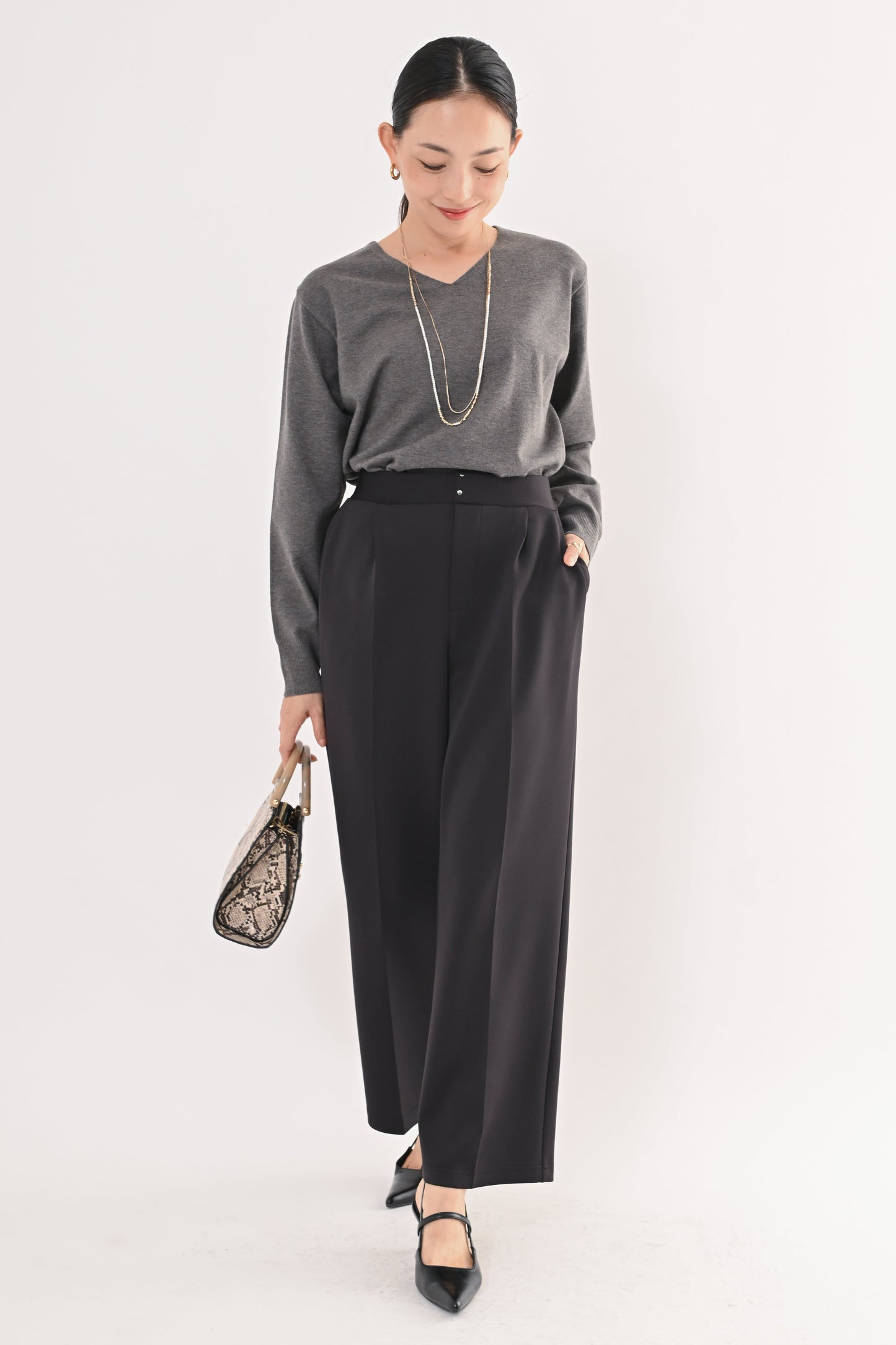 ダンボールセミワイドパンツ