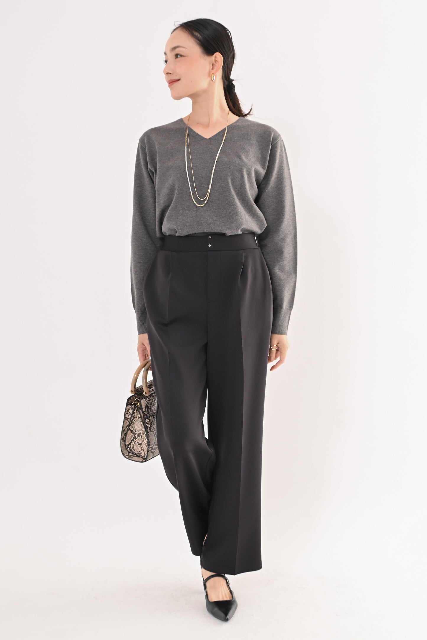 ダンボールセミワイドパンツ