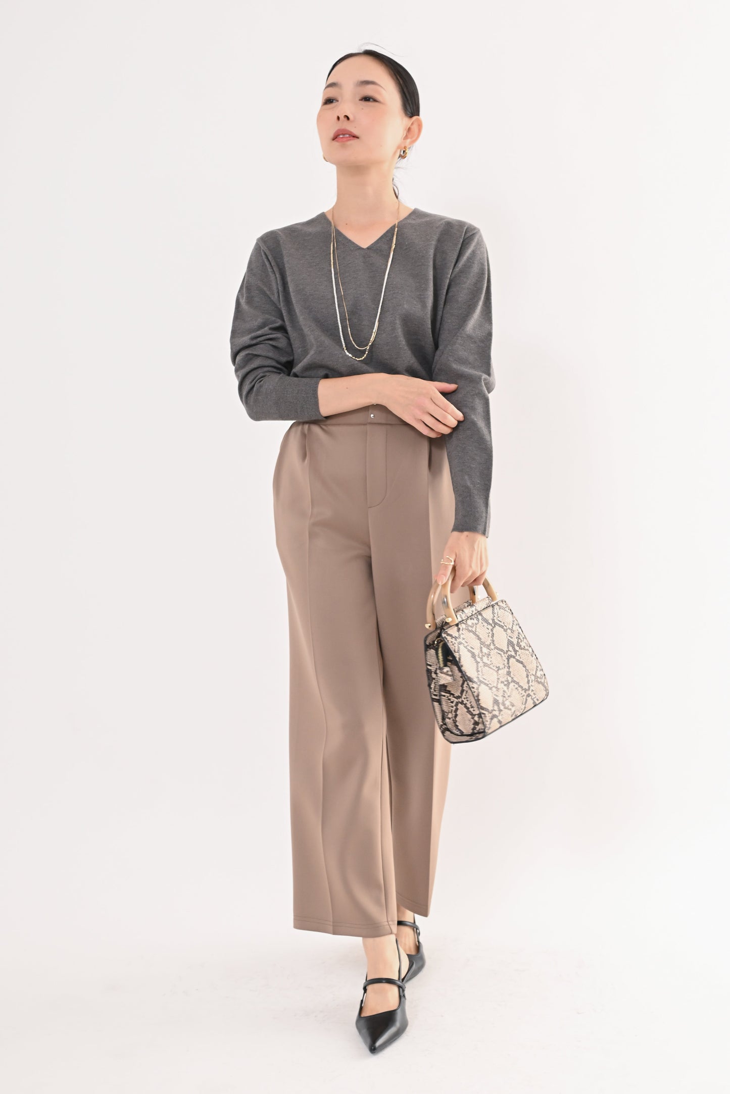 ダンボールセミワイドパンツ