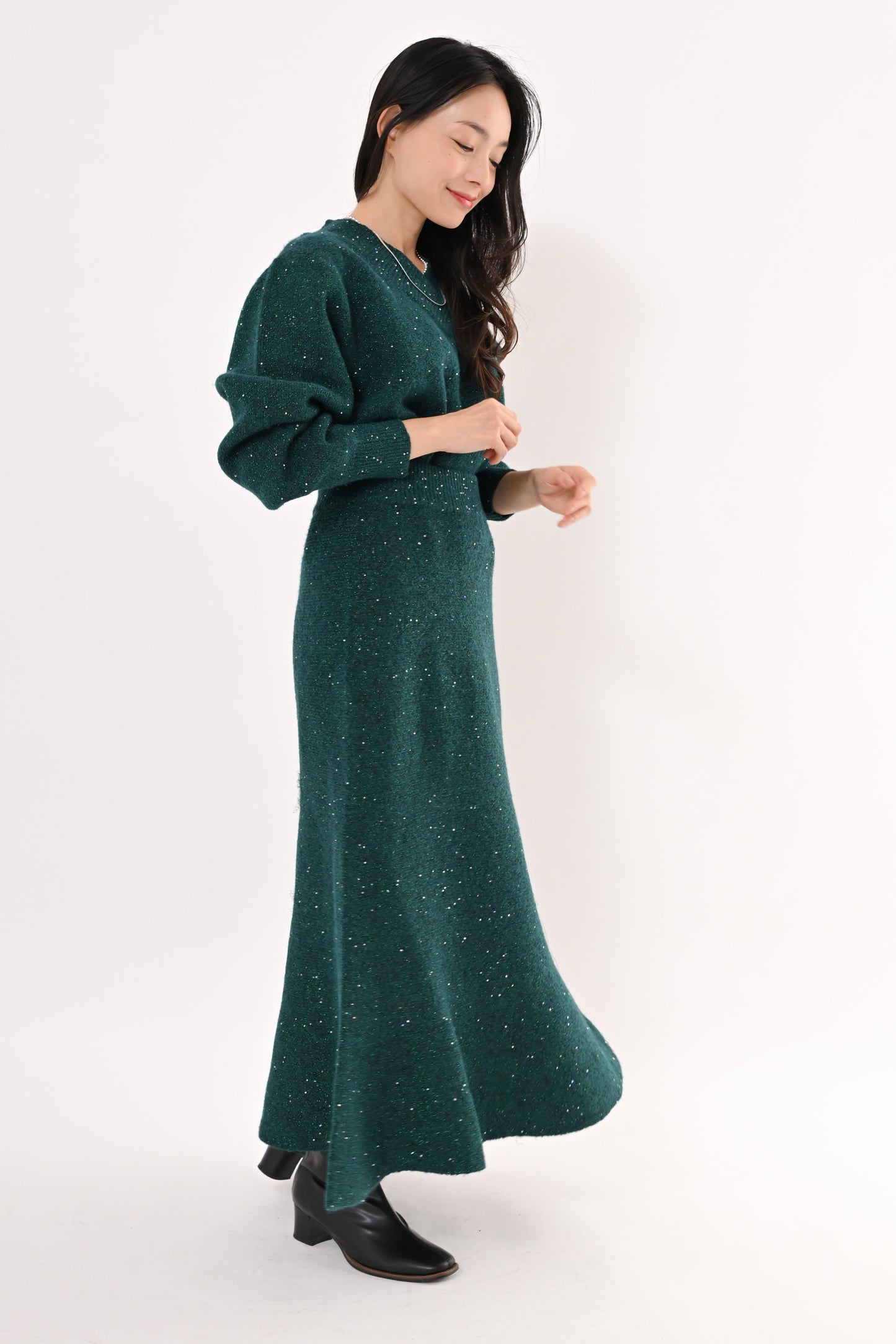 ＜20%OFF＞スパンコールニットスカート