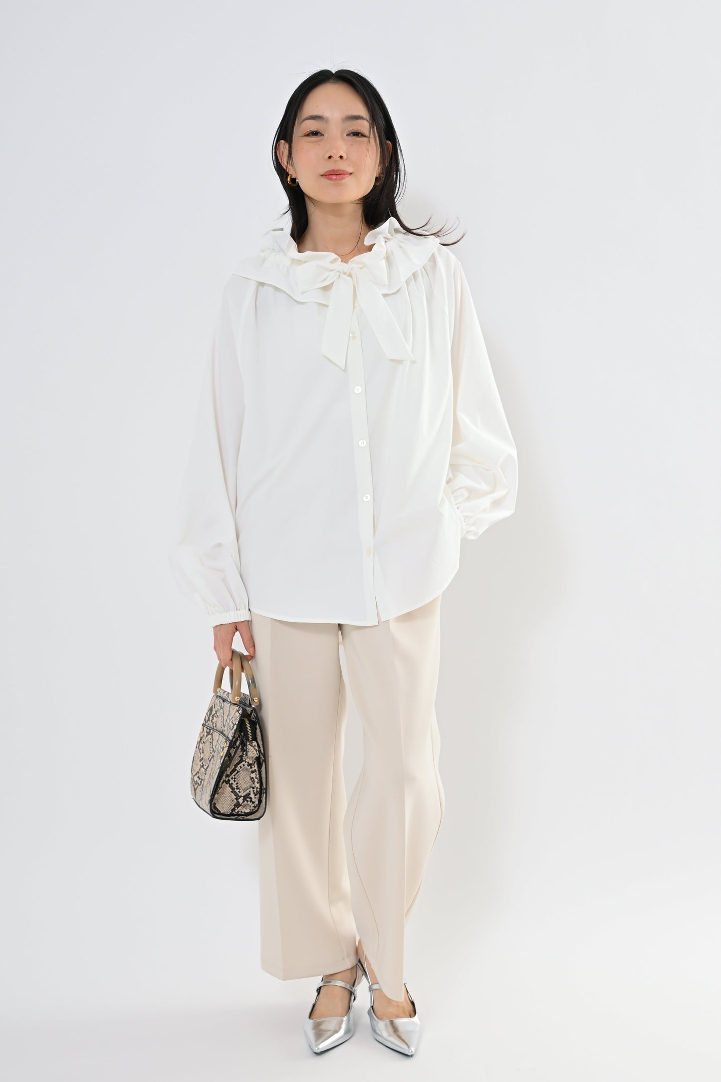 [予約] フリルカラーブラウス（無地）