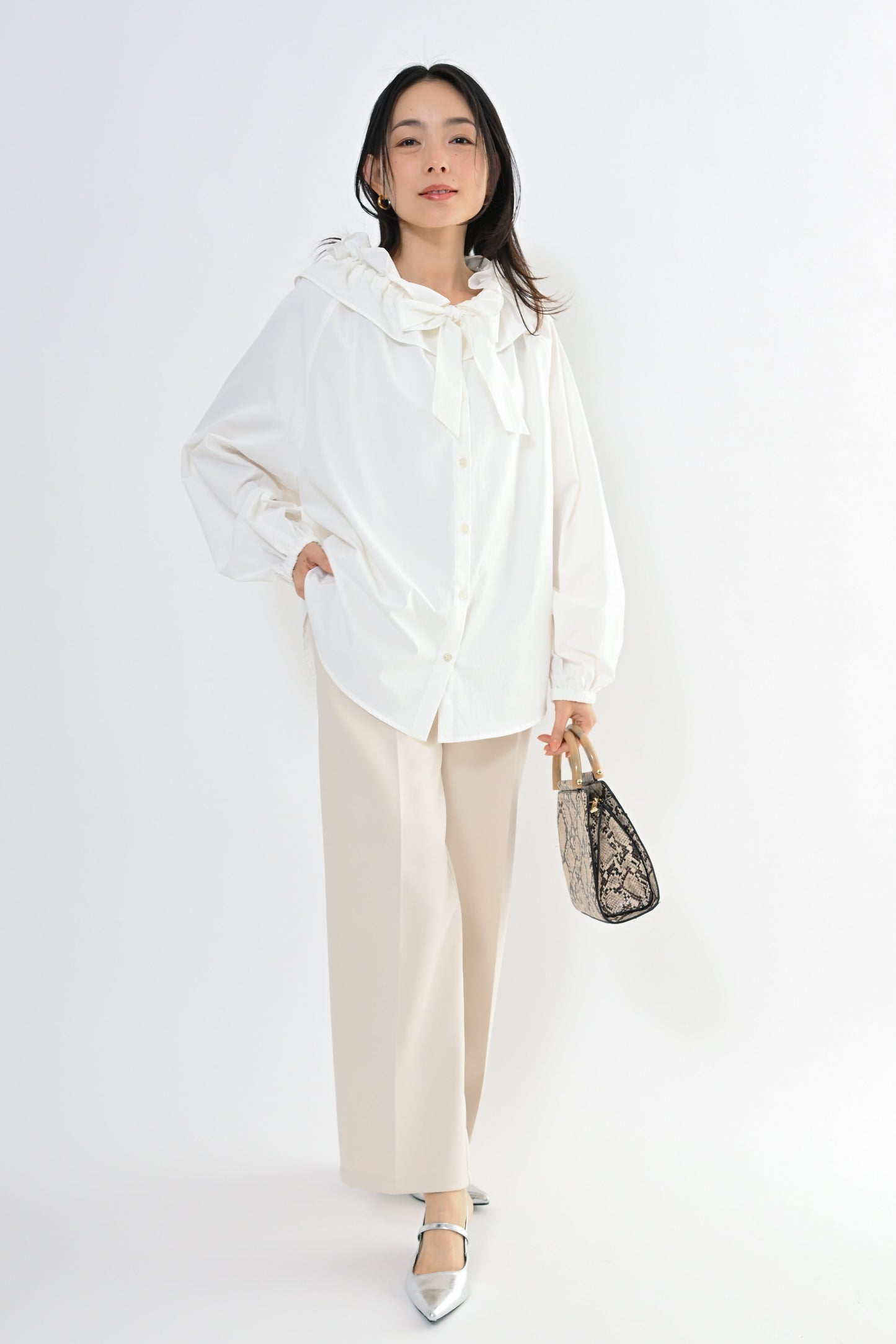 [予約] フリルカラーブラウス（無地）