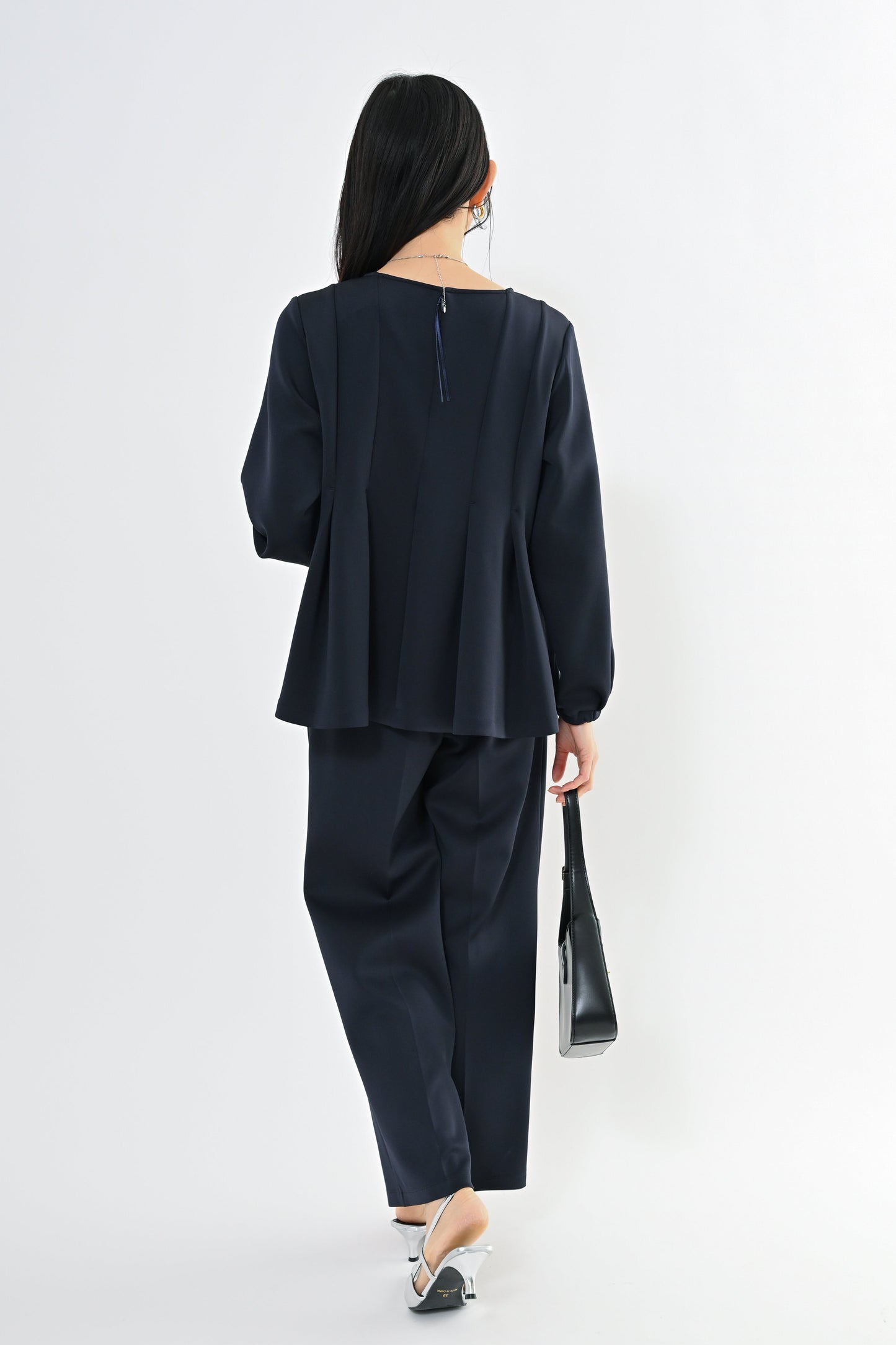 [予約] ダンボールフレアプルオーバー