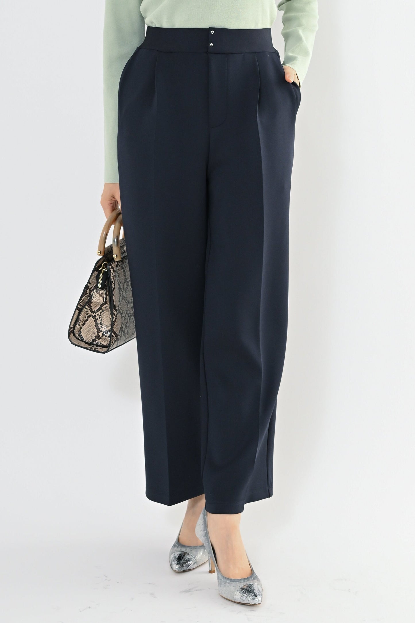 ダンボールセミワイドパンツ2