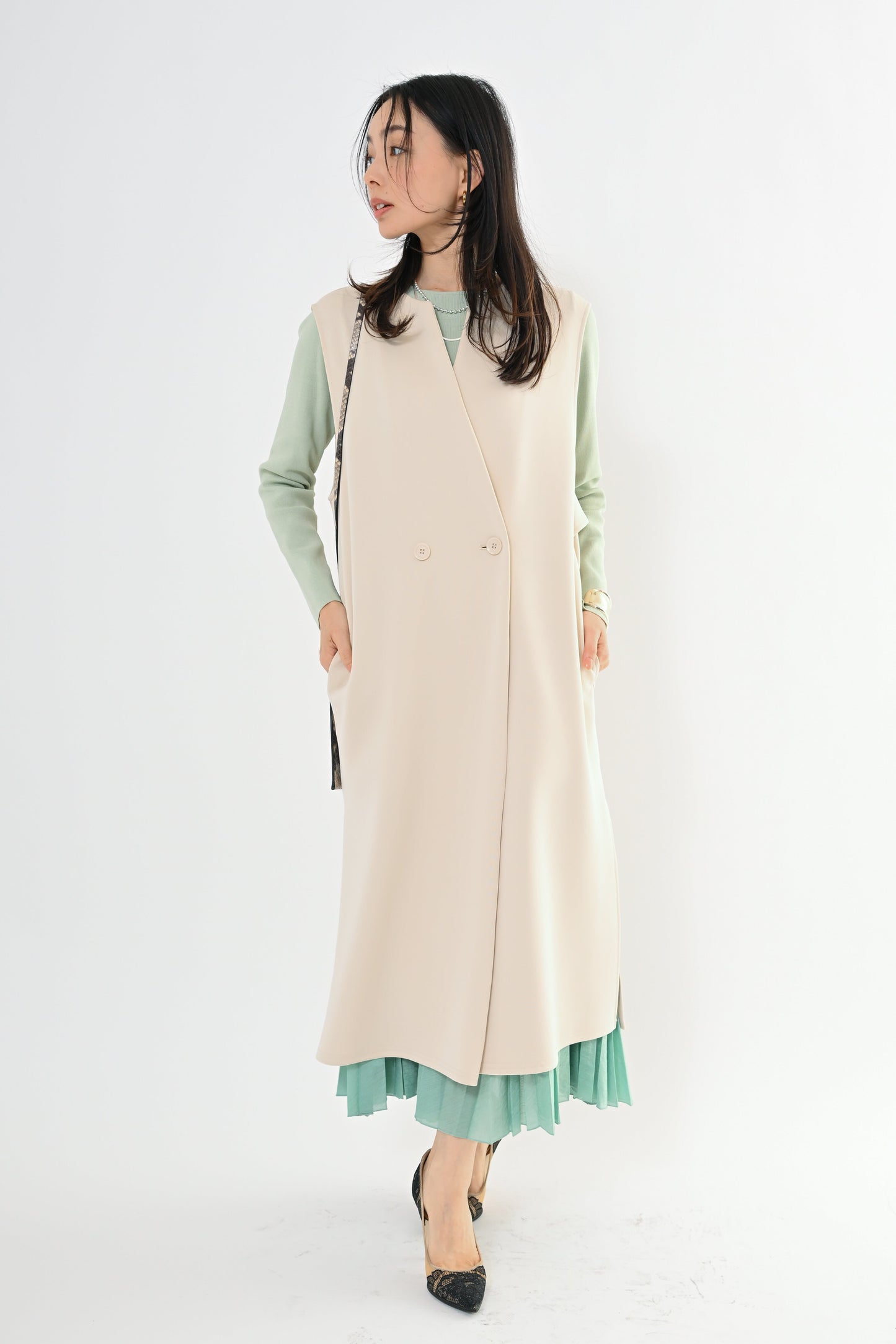 [予約] ダンボールフリルジレ