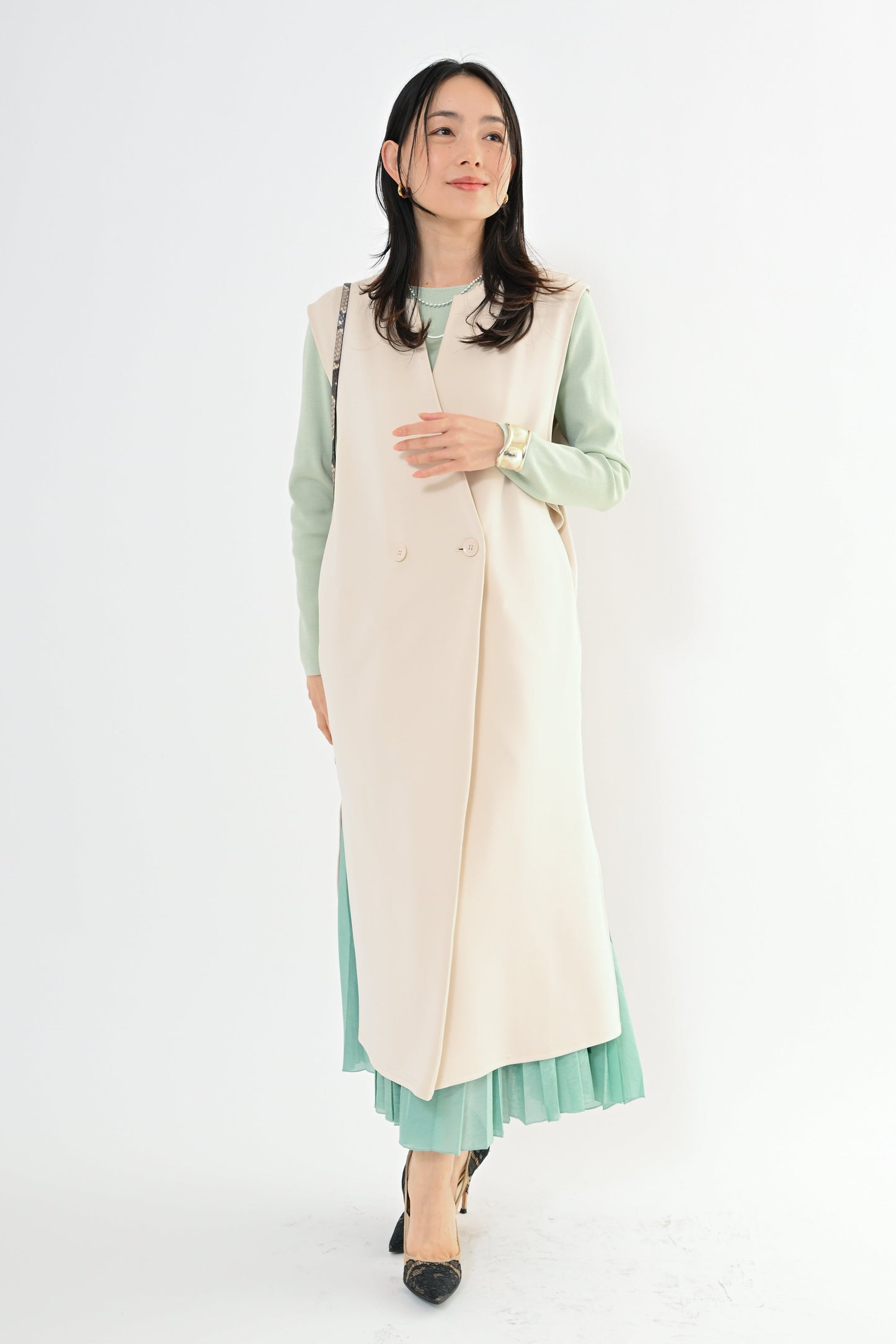 [予約] ダンボールフリルジレ