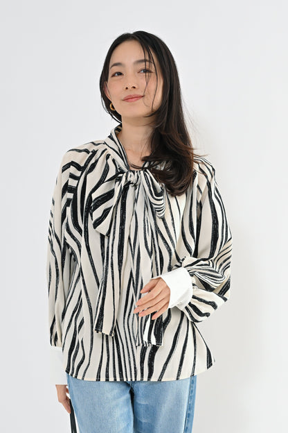 [予約] 2WAYガラボウタイブラウス