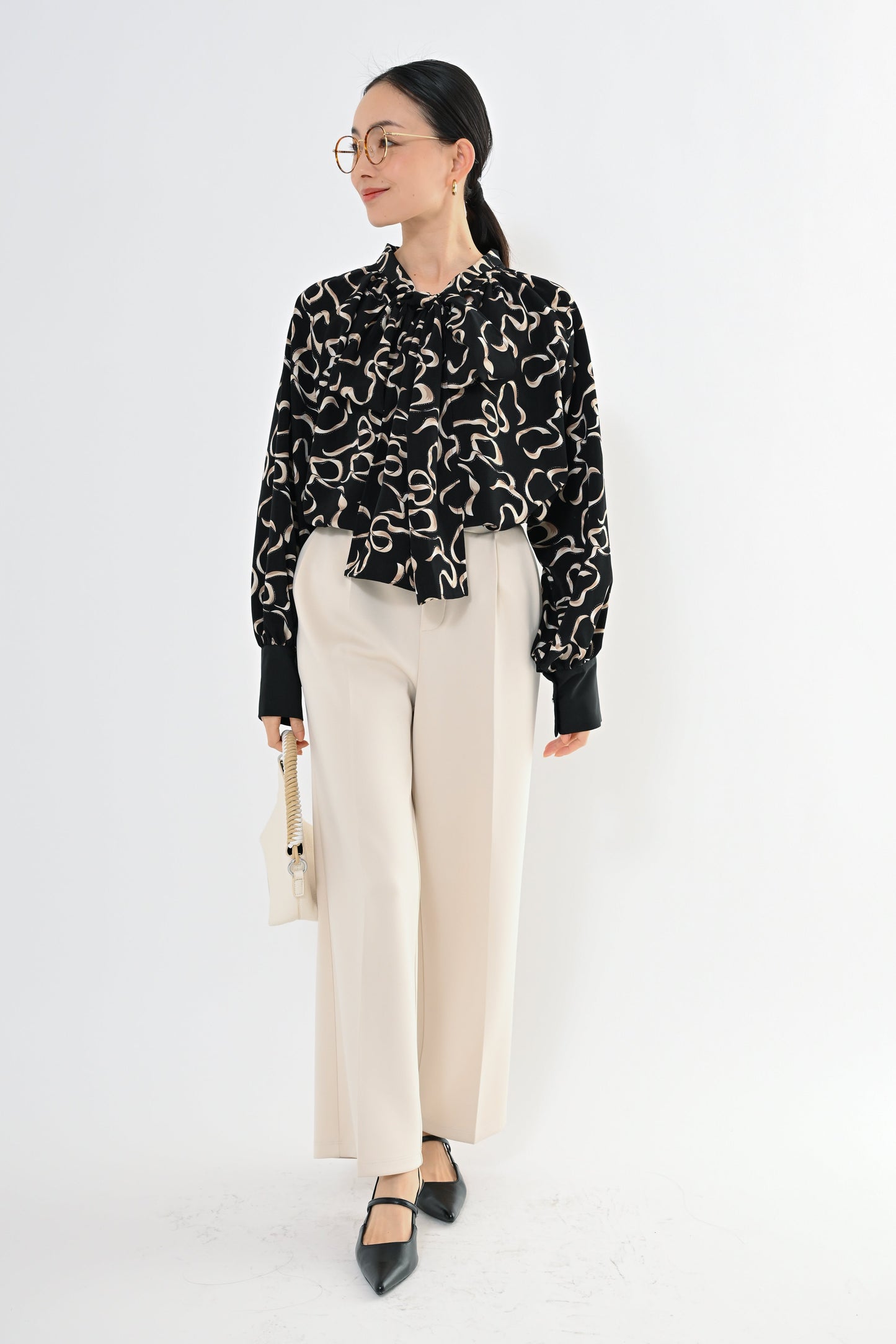 [予約] 2WAYガラボウタイブラウス