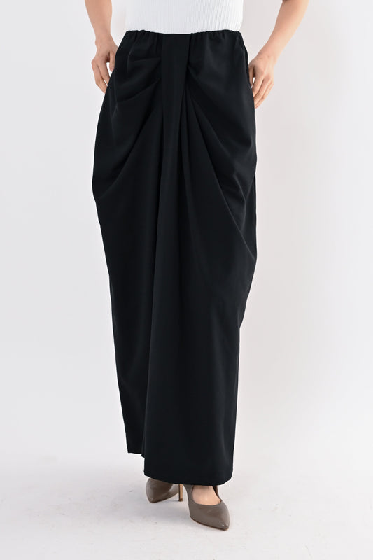 ドレープタックパンツ