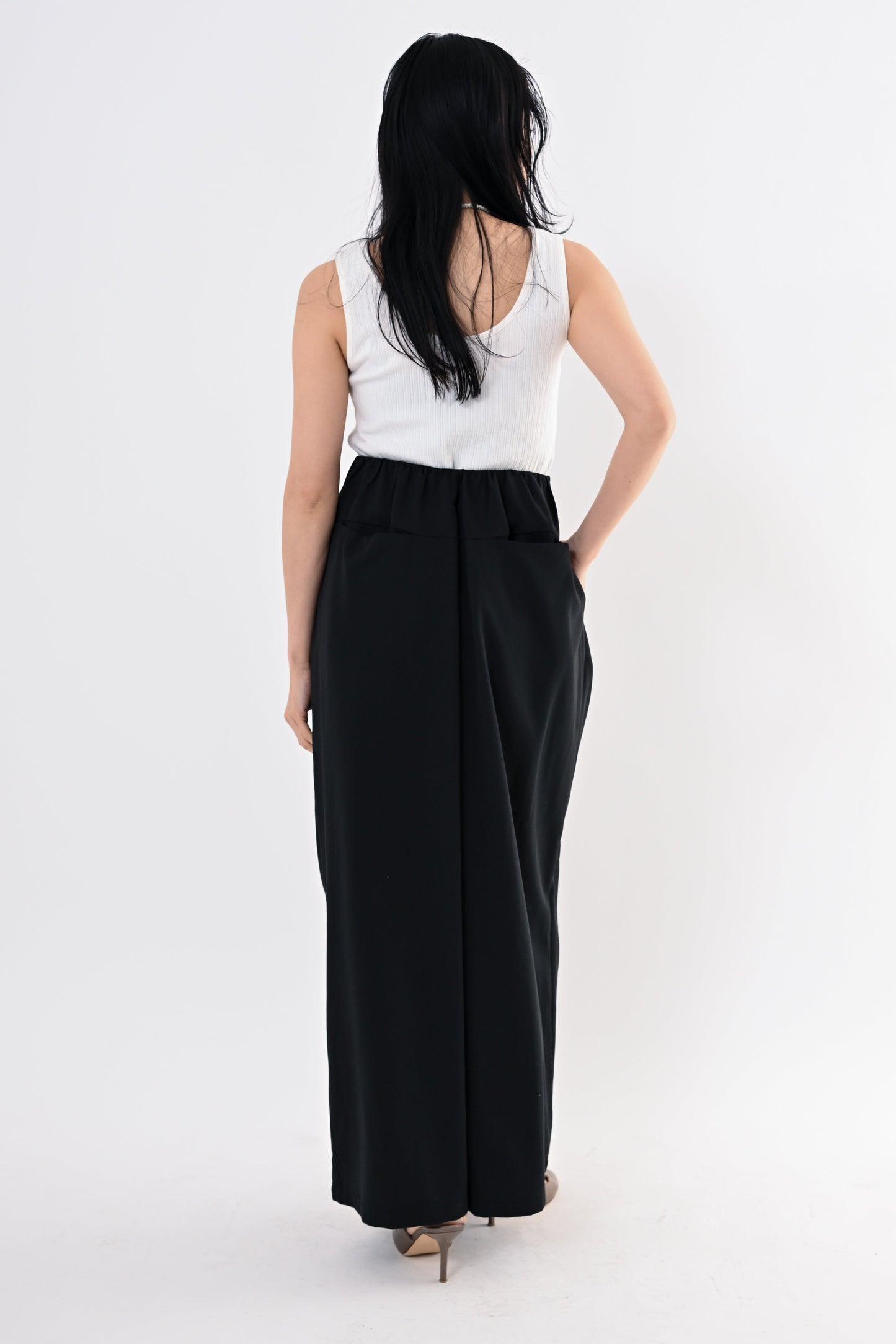 ドレープタックパンツ