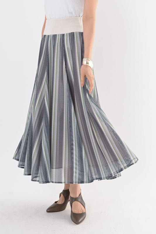 ストライプメッシュスカート