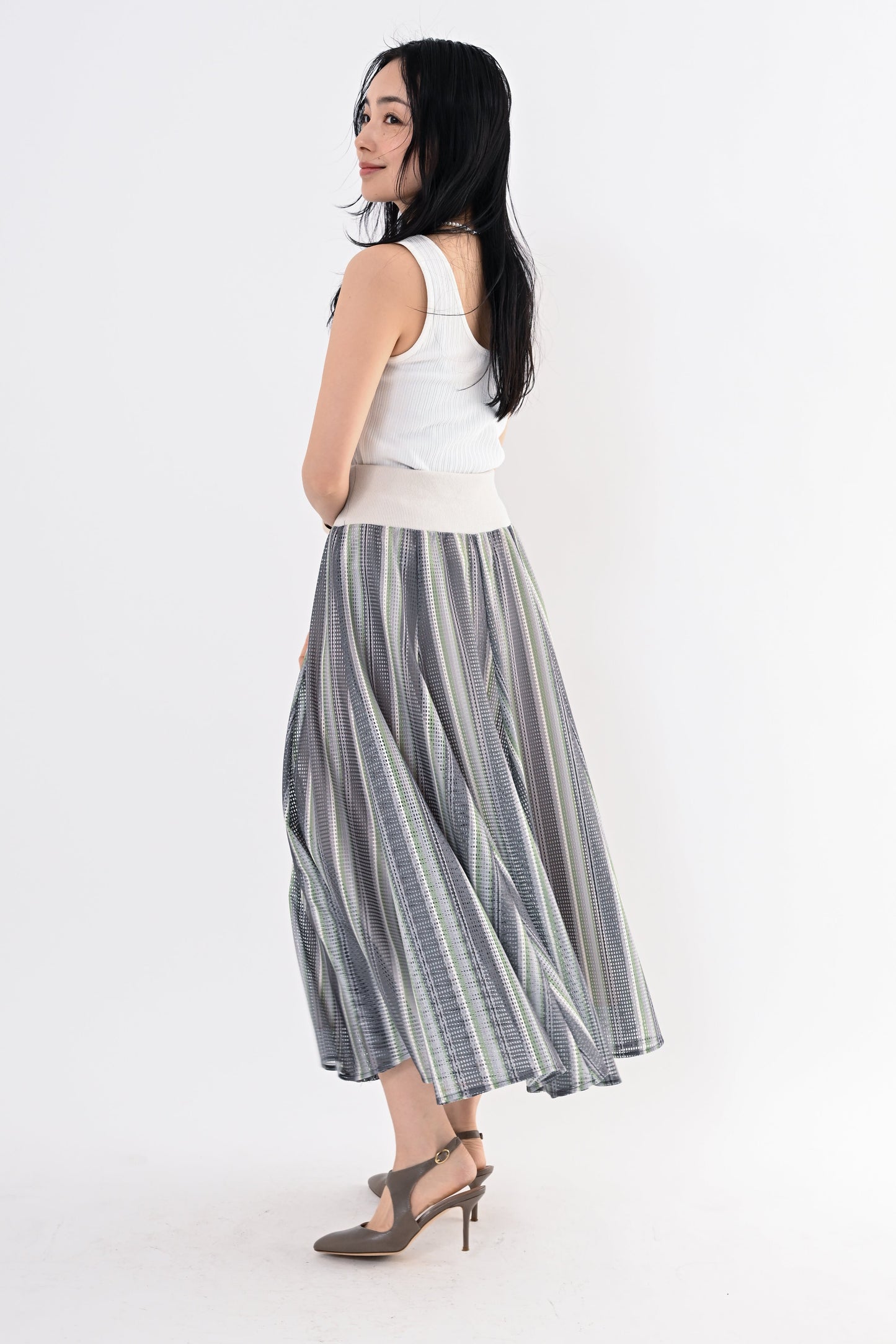 ストライプメッシュスカート
