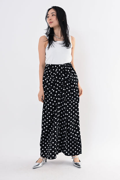 ドレープタックパンツ