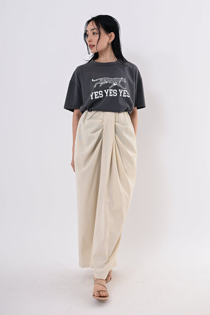 ドレープタックパンツ