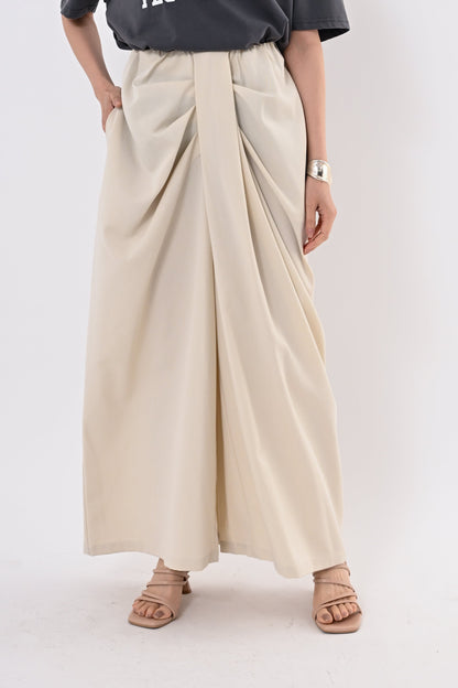 ドレープタックパンツ