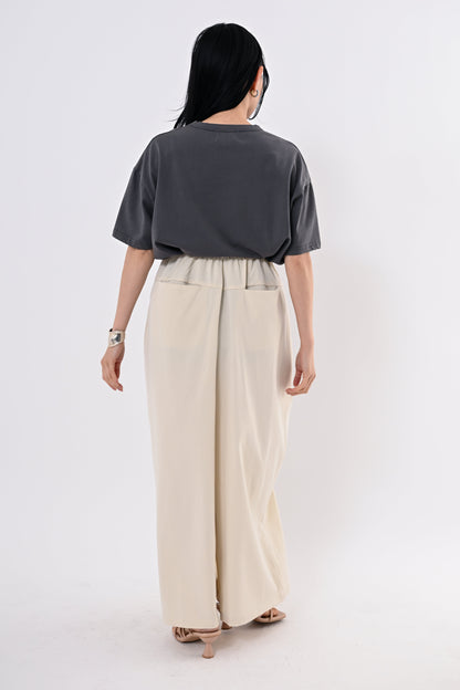 ドレープタックパンツ