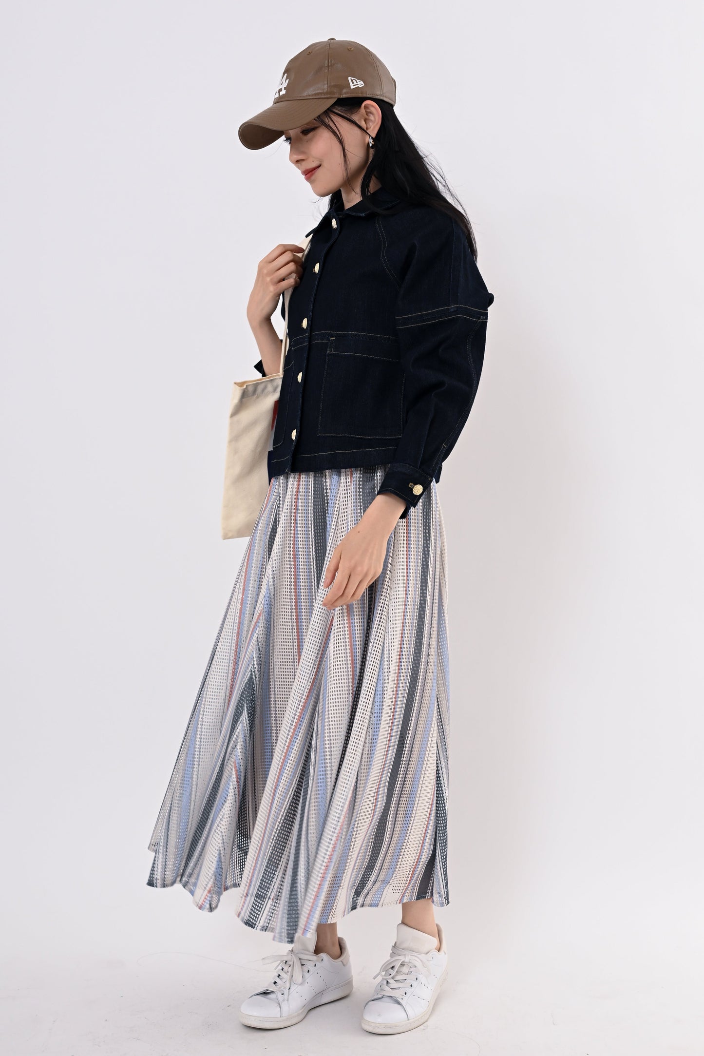 ストライプメッシュスカート