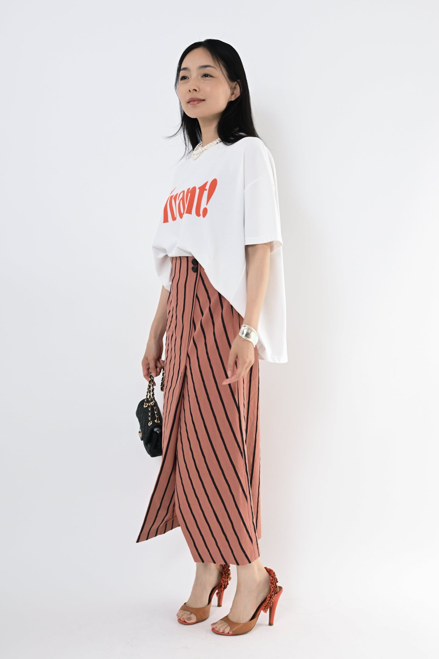 Vivant ロゴTシャツ