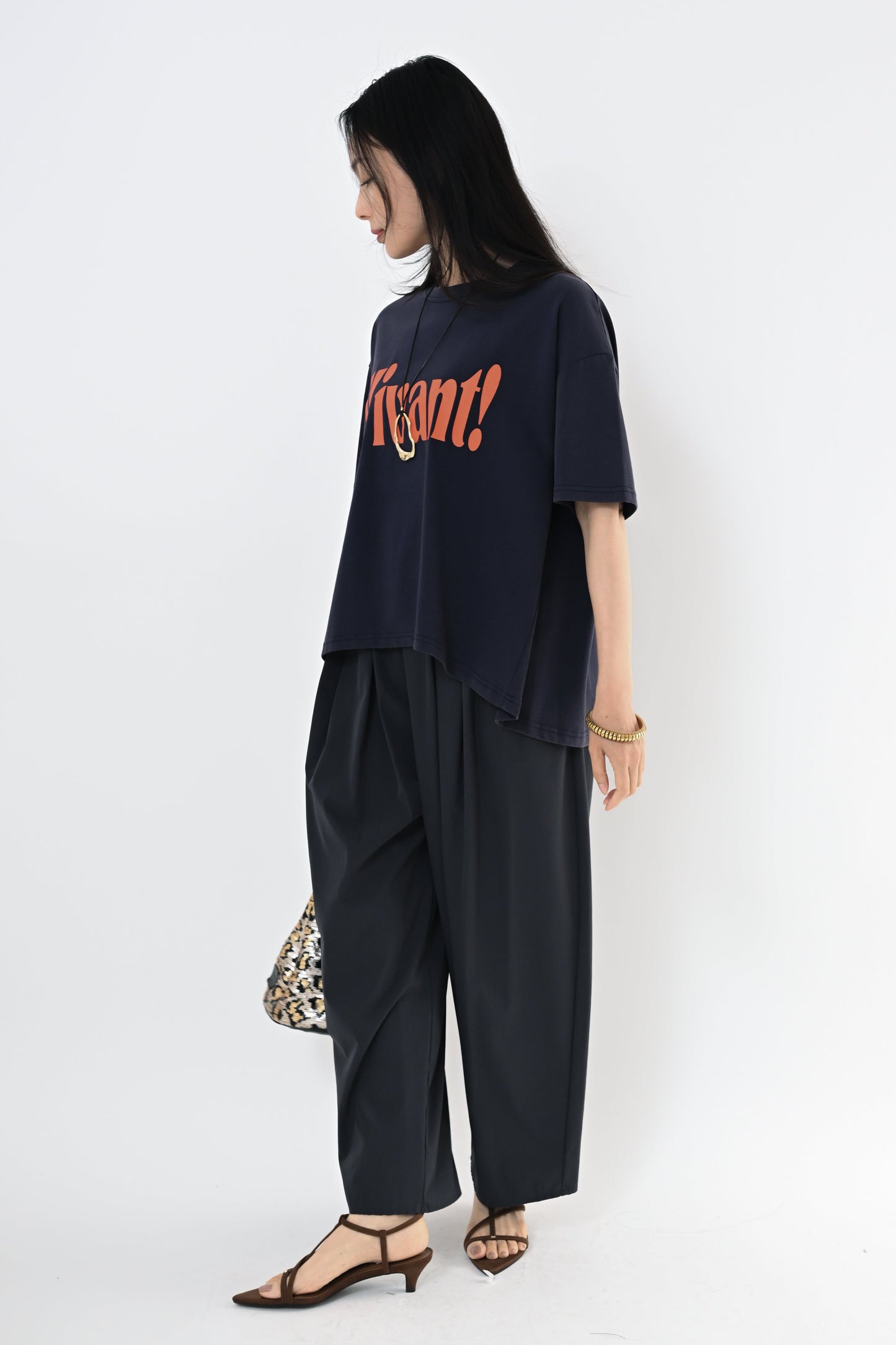 Vivant ロゴTシャツ