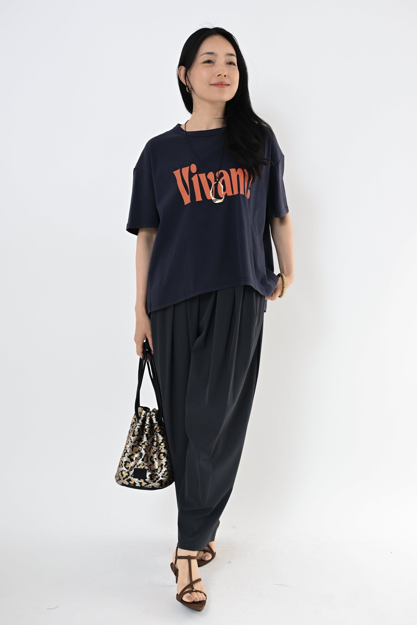 Vivant ロゴTシャツ