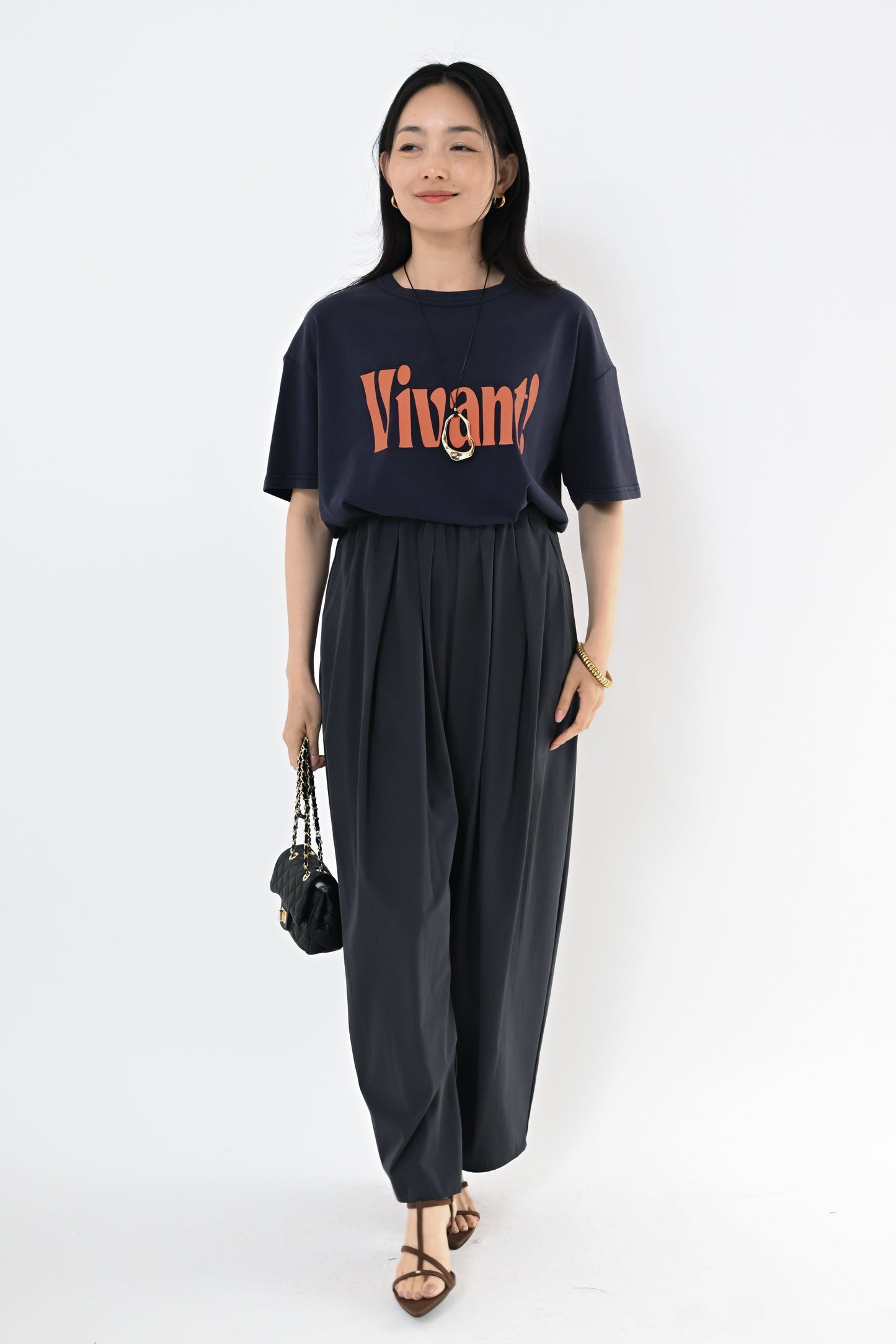 Vivant ロゴTシャツ